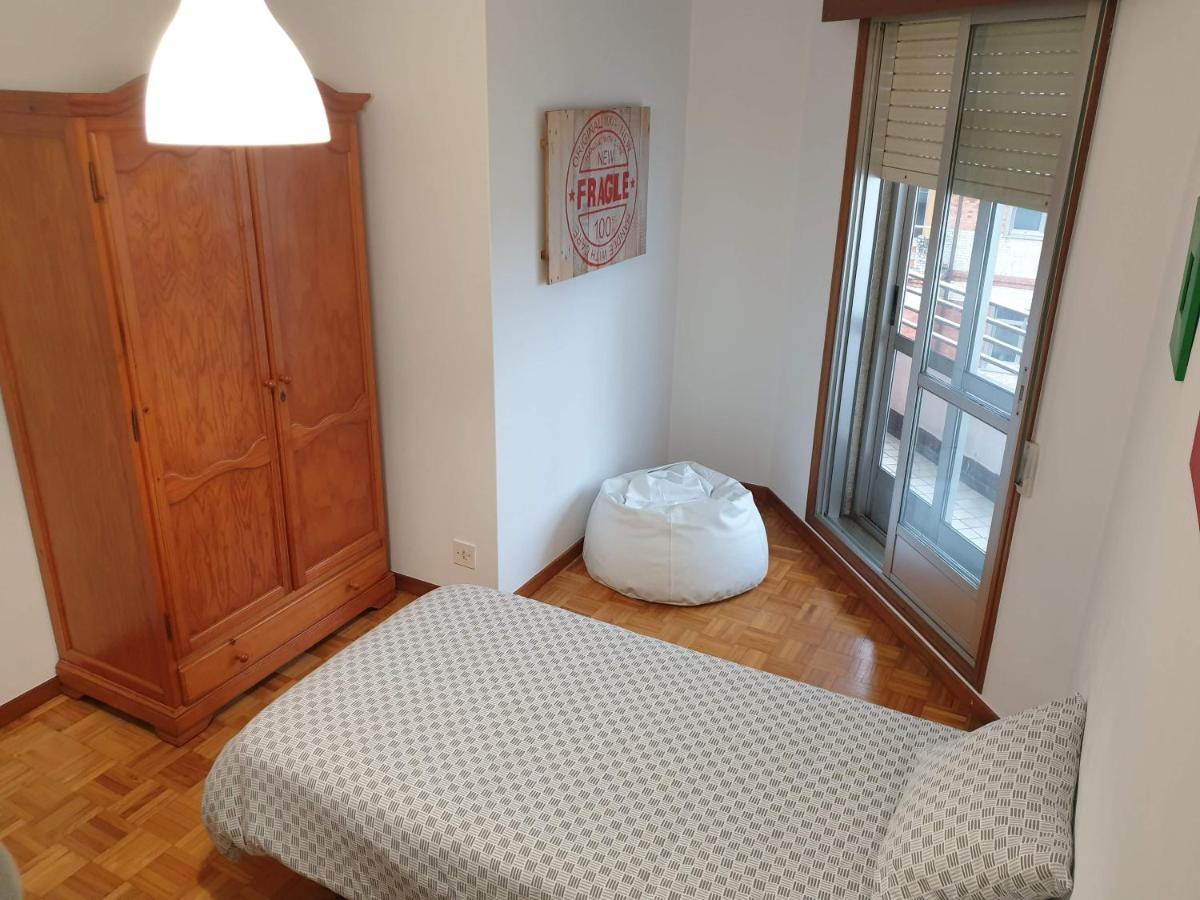 Centrico, Amplio Y Bonito Apartamento En Cambados Exterior photo